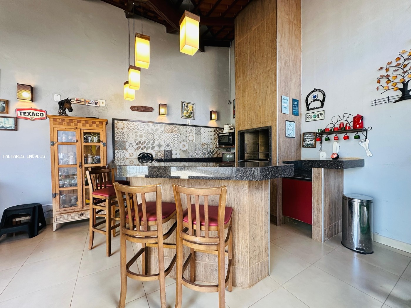 Casa à venda com 3 quartos, 1 suíte, 4 vagas e 176m² no ESTADOS UNIDOS - RESIDENCIAL, Uberaba (MG) — foto 2 de 30