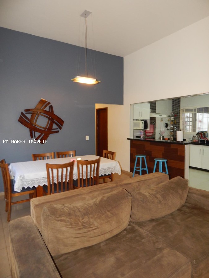Casa à venda com 3 quartos, 1 suíte, 4 vagas e 176m² no ESTADOS UNIDOS - RESIDENCIAL, Uberaba (MG) — foto 6 de 30