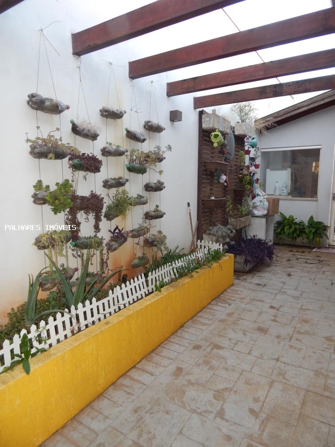Casa à venda com 3 quartos, 1 suíte, 4 vagas e 176m² no ESTADOS UNIDOS - RESIDENCIAL, Uberaba (MG) — foto 7 de 30