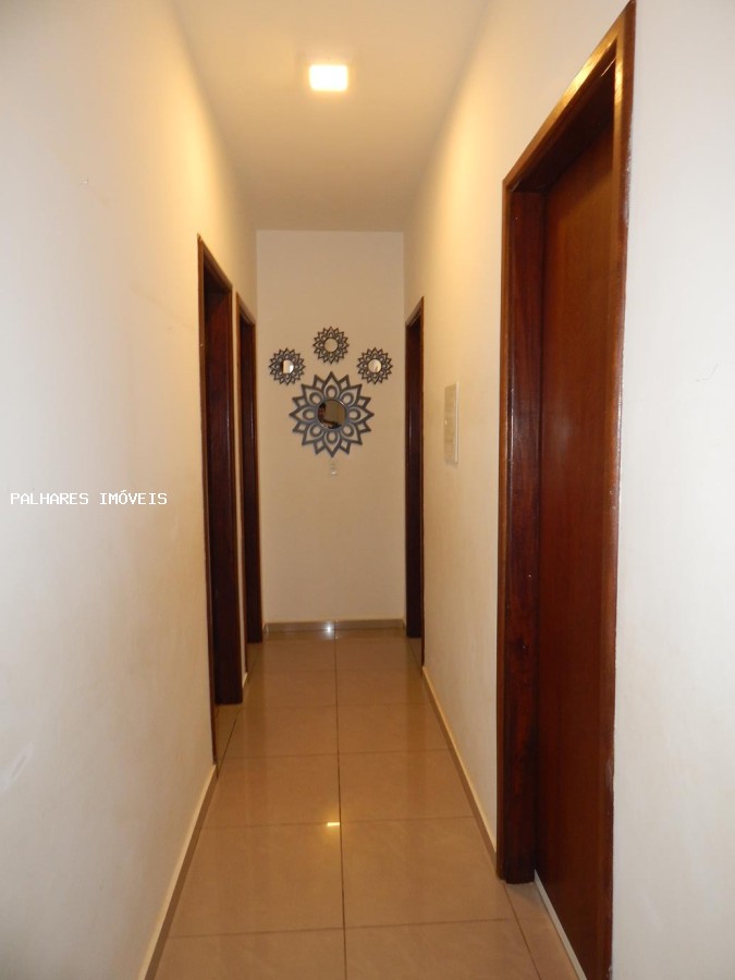 Casa à venda com 3 quartos, 1 suíte, 4 vagas e 176m² no ESTADOS UNIDOS - RESIDENCIAL, Uberaba (MG) — foto 16 de 30