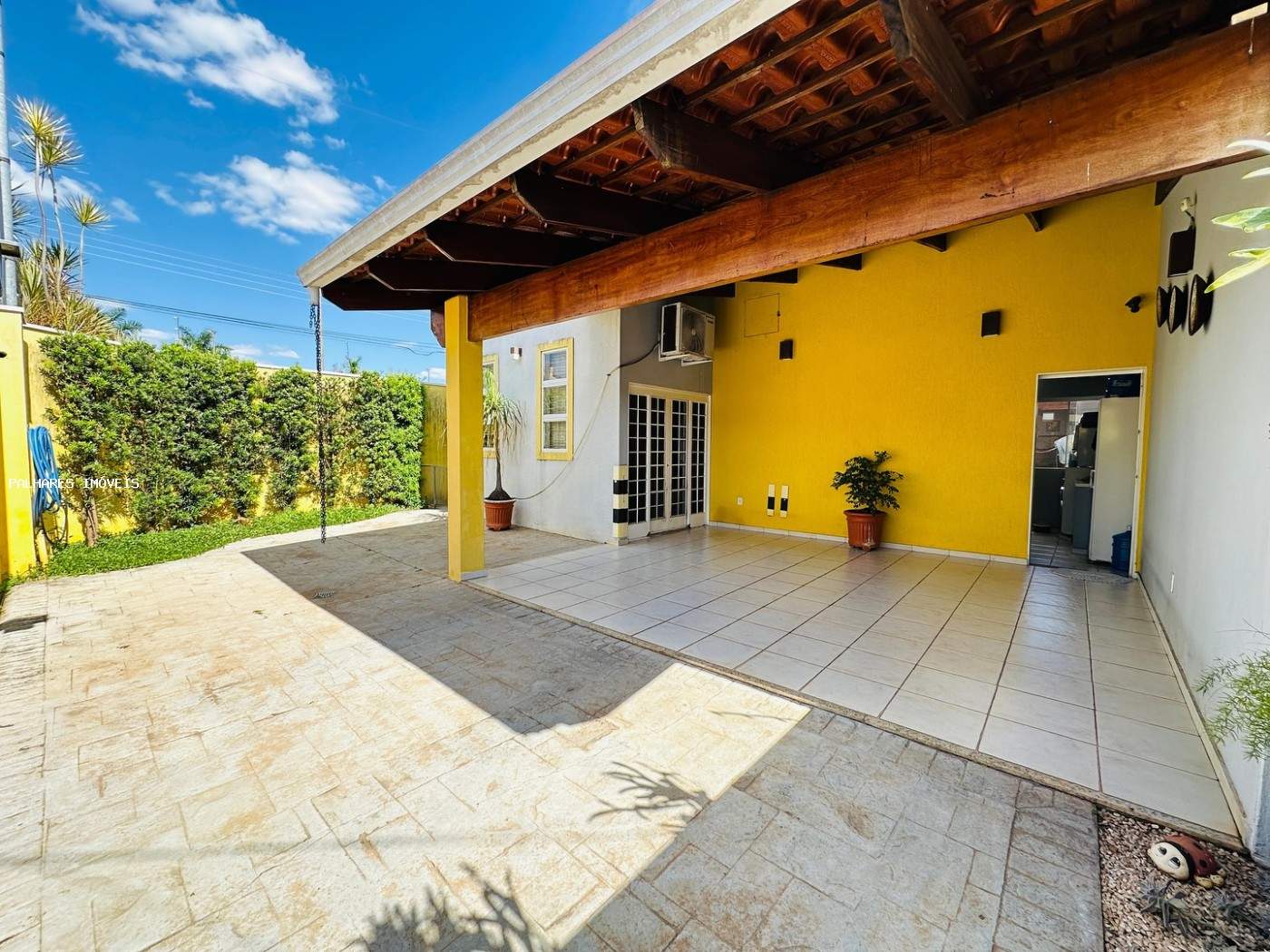 Casa à venda com 3 quartos, 1 suíte, 4 vagas e 176m² no ESTADOS UNIDOS - RESIDENCIAL, Uberaba (MG) — foto 19 de 30
