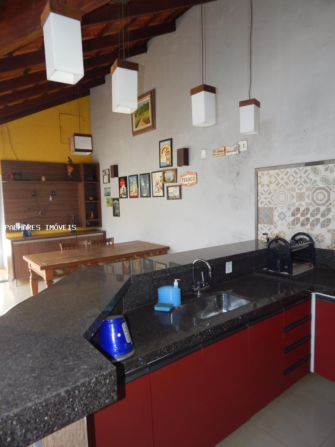 Casa à venda com 3 quartos, 1 suíte, 4 vagas e 176m² no ESTADOS UNIDOS - RESIDENCIAL, Uberaba (MG) — foto 29 de 30