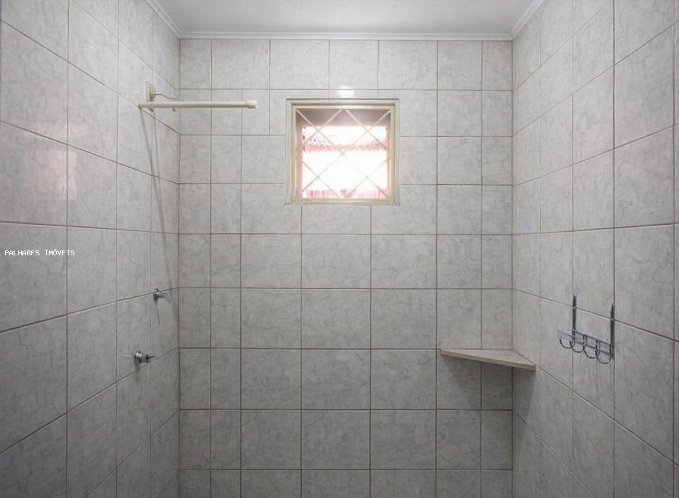 Casa à venda com 4 quartos, 2 banheiros, 1 vaga e 173m² no CIDADE NOVA, Uberaba (MG) — foto 4 de 5