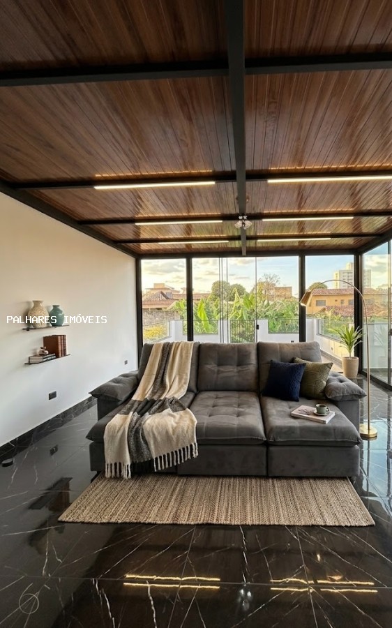 Casa à venda com 2 quartos, 1 suíte, 2 vagas e 232m² no FABRÍCIO, Uberaba (MG) — foto 6 de 9