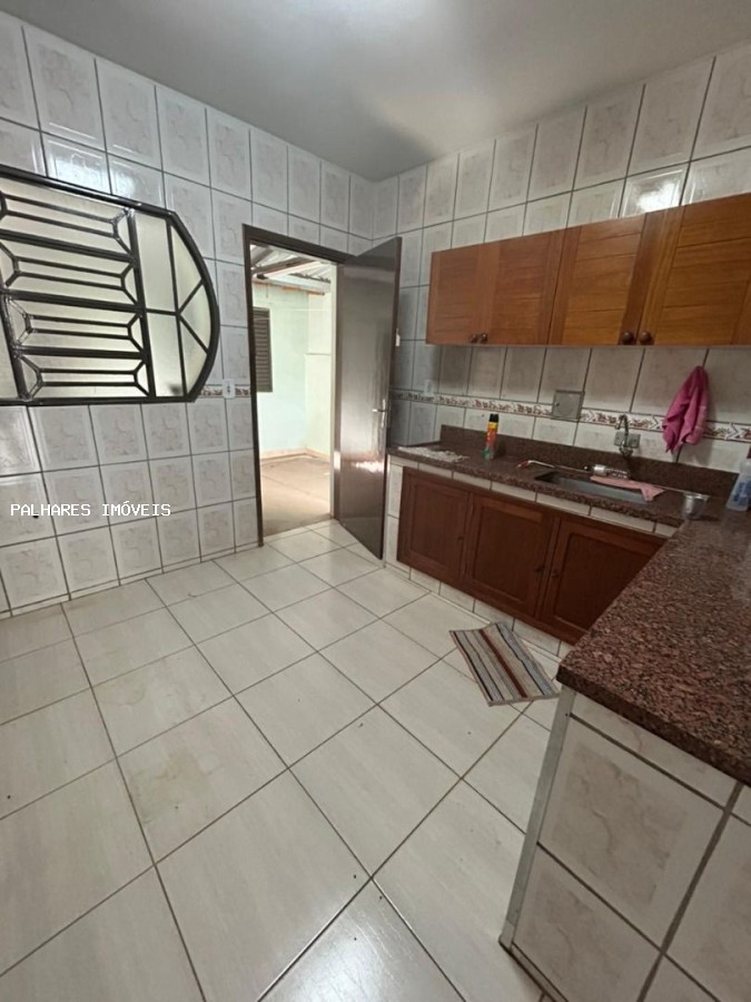 Casa à venda com 3 quartos, 1 suíte, 2 vagas e 175m² no SÃO BENEDITO, Uberaba (MG) — foto 4 de 25