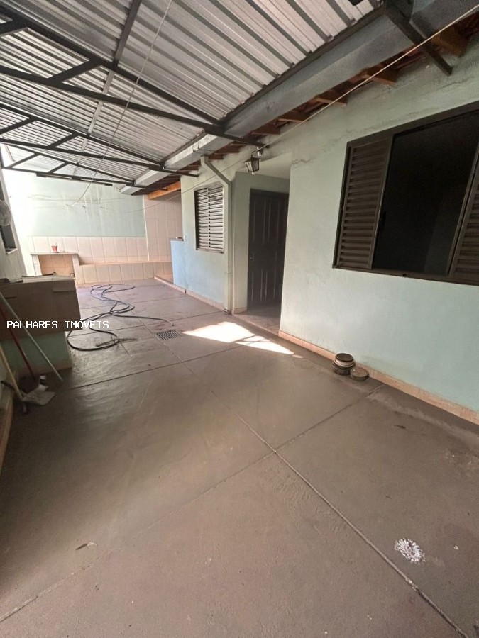 Casa à venda com 3 quartos, 1 suíte, 2 vagas e 175m² no SÃO BENEDITO, Uberaba (MG) — foto 17 de 25