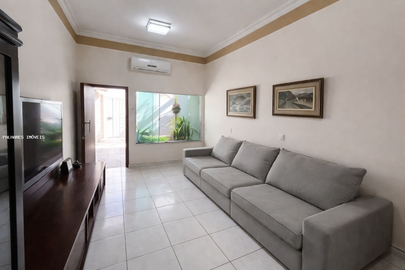 Casa à venda com 4 quartos, 2 suítes, 2 vagas e 129m² no MANHATAM - JARDIM, Uberaba (MG) — foto 3 de 12