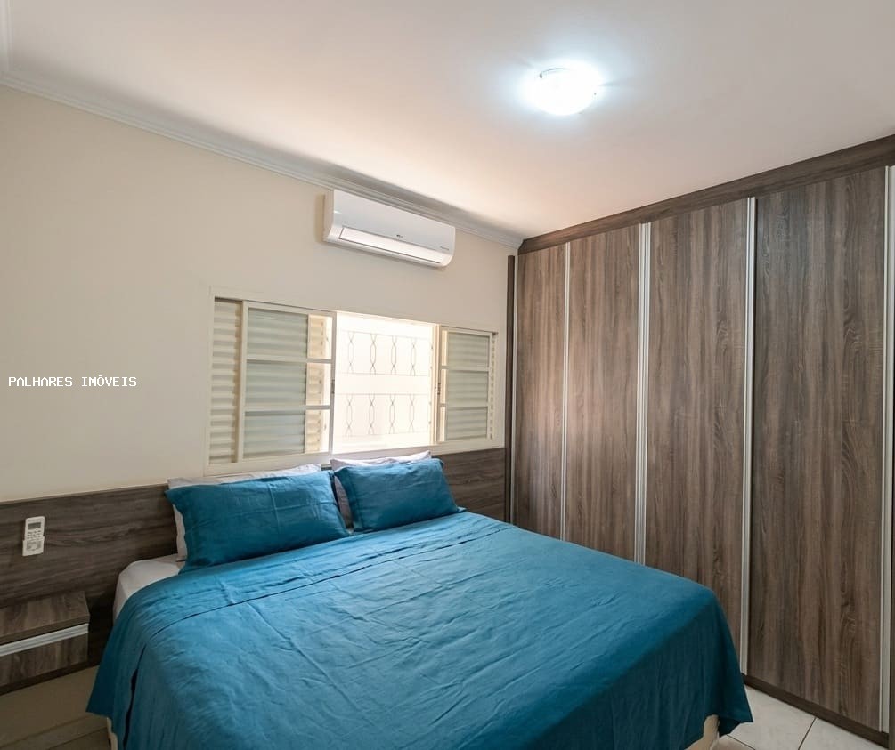 Casa à venda com 4 quartos, 2 suítes, 2 vagas e 129m² no MANHATAM - JARDIM, Uberaba (MG) — foto 11 de 12