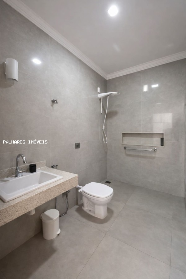 Casa à venda com 4 quartos, 2 suítes, 2 vagas e 129m² no MANHATAM - JARDIM, Uberaba (MG) — foto 6 de 12