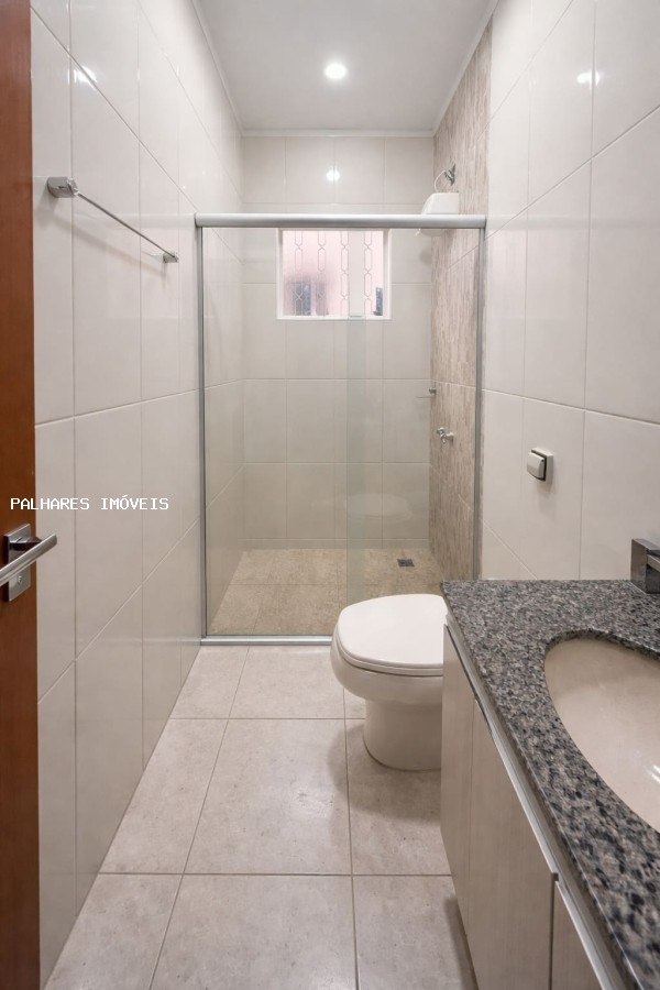 Casa à venda com 4 quartos, 2 suítes, 2 vagas e 129m² no MANHATAM - JARDIM, Uberaba (MG) — foto 10 de 12