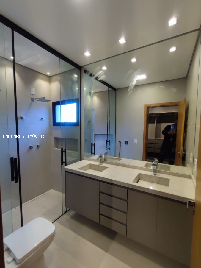 Casa à venda com 4 quartos, 2 suítes, 4 vagas e 272m² no JOKEY DO LAGO - CONDOMÍNIO, Uberaba (MG) — foto 17 de 30
