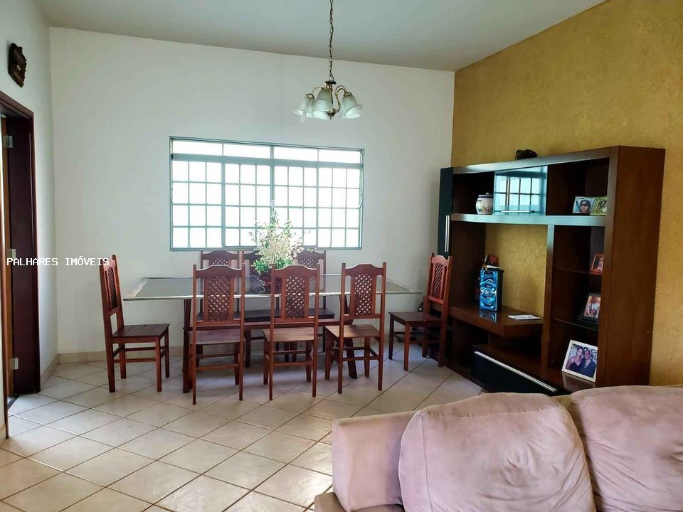 Casa à venda com 165m² no SÃO BENTO - JARDIM, Uberaba (MG) — foto 6 de 17