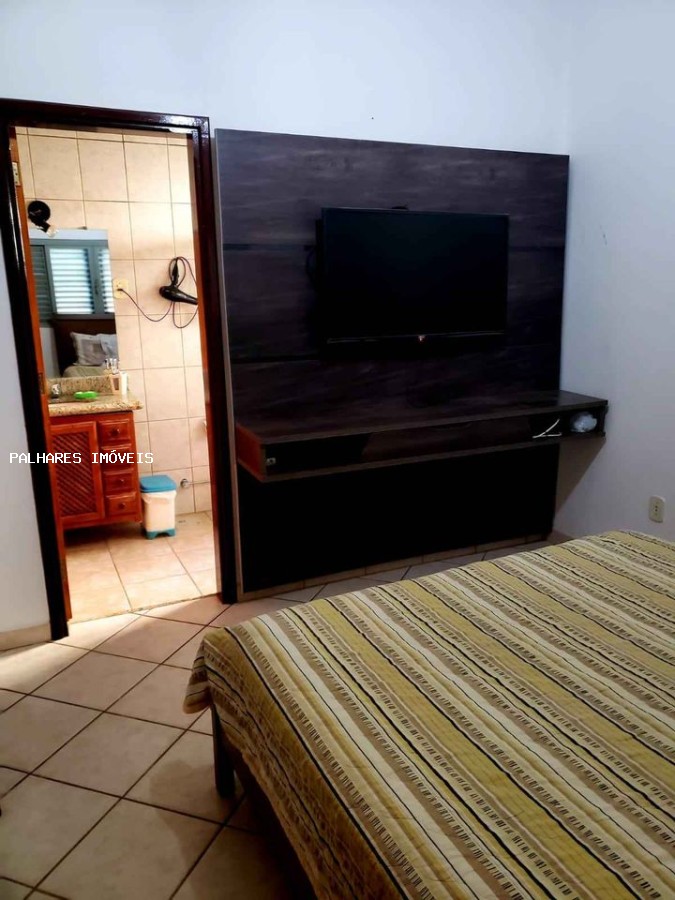 Casa à venda com 165m² no SÃO BENTO - JARDIM, Uberaba (MG) — foto 11 de 17