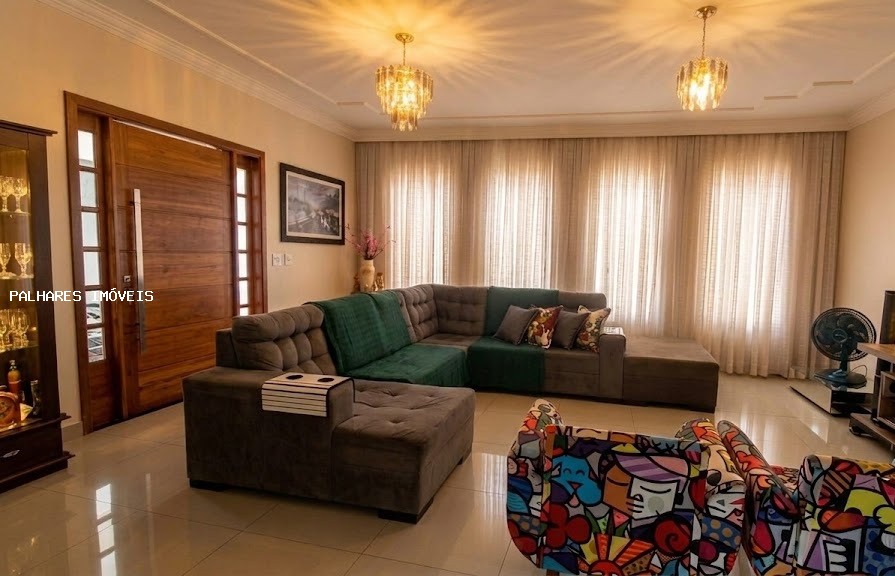 Casa à venda com 3 quartos, 1 suíte, 4 vagas e 190m² no SÃO GERALDO - PARQUE, Uberaba (MG) — foto 7 de 24