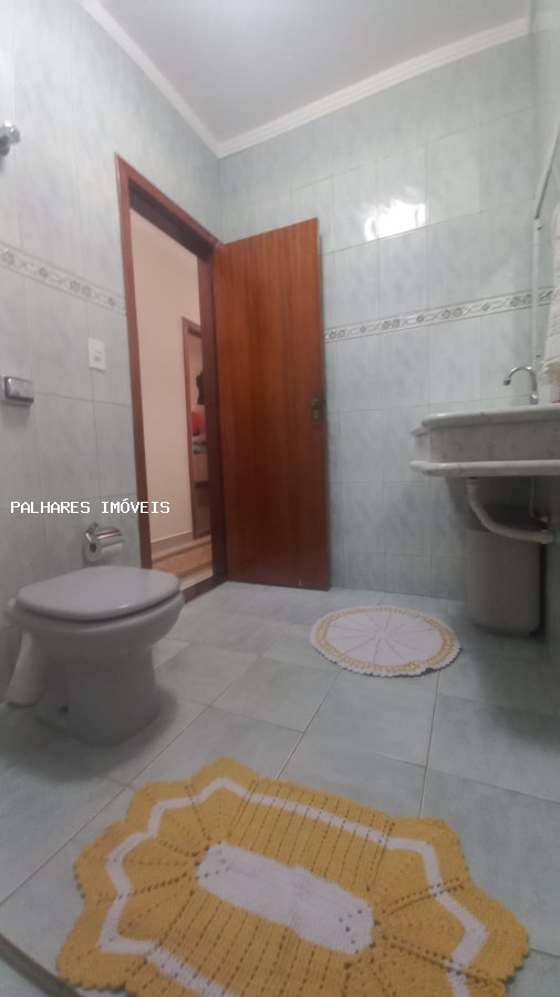 Casa à venda com 3 quartos, 1 suíte, 4 vagas e 190m² no SÃO GERALDO - PARQUE, Uberaba (MG) — foto 18 de 24