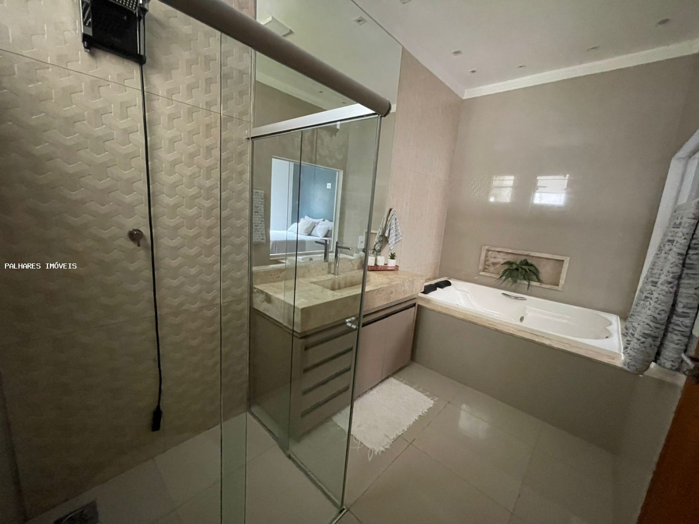 Casa à venda com 3 quartos, 2 suítes, 6 vagas e 127m² no SÃO BENTO - JARDIM, Uberaba (MG) — foto 10 de 30