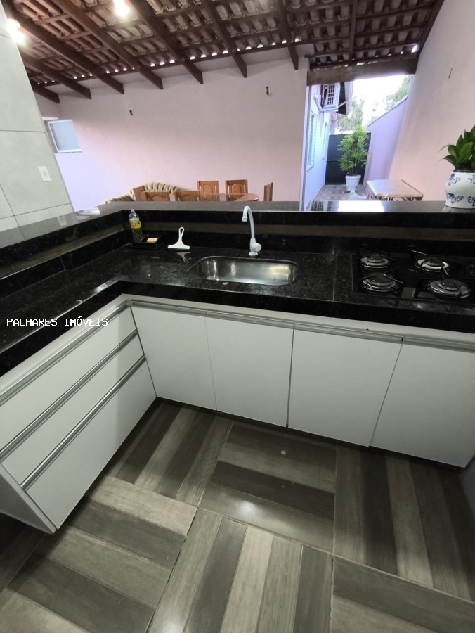 Casa à venda com 3 quartos, 1 suíte, 2 vagas e 300m² no FABRÍCIO, Uberaba (MG) — foto 5 de 30