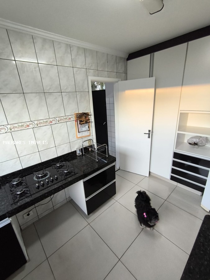 Casa à venda com 3 quartos, 1 suíte, 2 vagas e 300m² no FABRÍCIO, Uberaba (MG) — foto 12 de 30