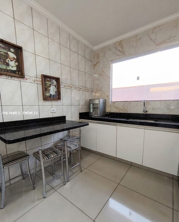 Casa à venda com 3 quartos, 1 suíte, 2 vagas e 300m² no FABRÍCIO, Uberaba (MG) — foto 13 de 30