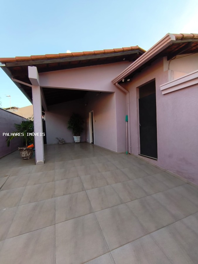 Casa à venda com 3 quartos, 1 suíte, 2 vagas e 300m² no FABRÍCIO, Uberaba (MG) — foto 28 de 30