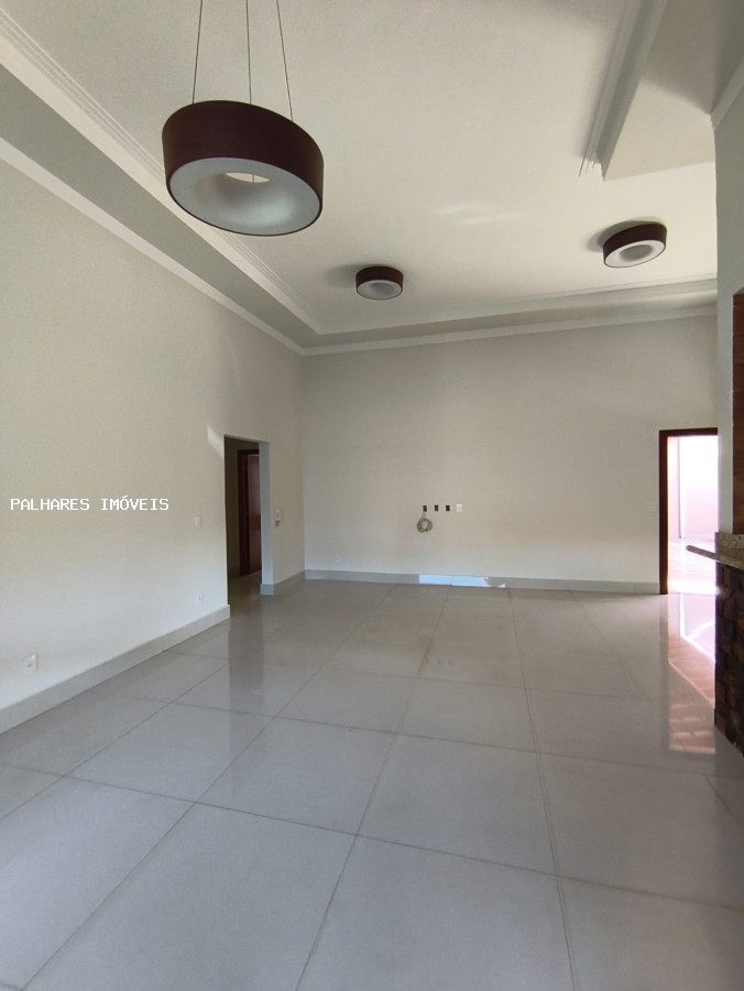 Casa à venda com 3 quartos, 2 suítes, 3 vagas e 266m² no PALMEIRAS - RESIDENCIAL, Uberaba (MG) — foto 5 de 30
