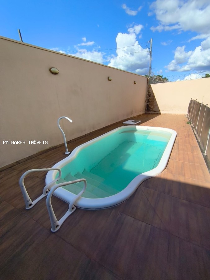 Casa à venda com 3 quartos, 2 suítes, 3 vagas e 266m² no PALMEIRAS - RESIDENCIAL, Uberaba (MG) — foto 9 de 30
