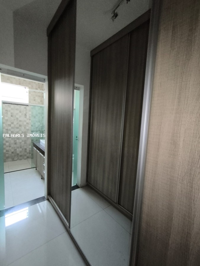Casa à venda com 3 quartos, 2 suítes, 3 vagas e 266m² no PALMEIRAS - RESIDENCIAL, Uberaba (MG) — foto 26 de 30
