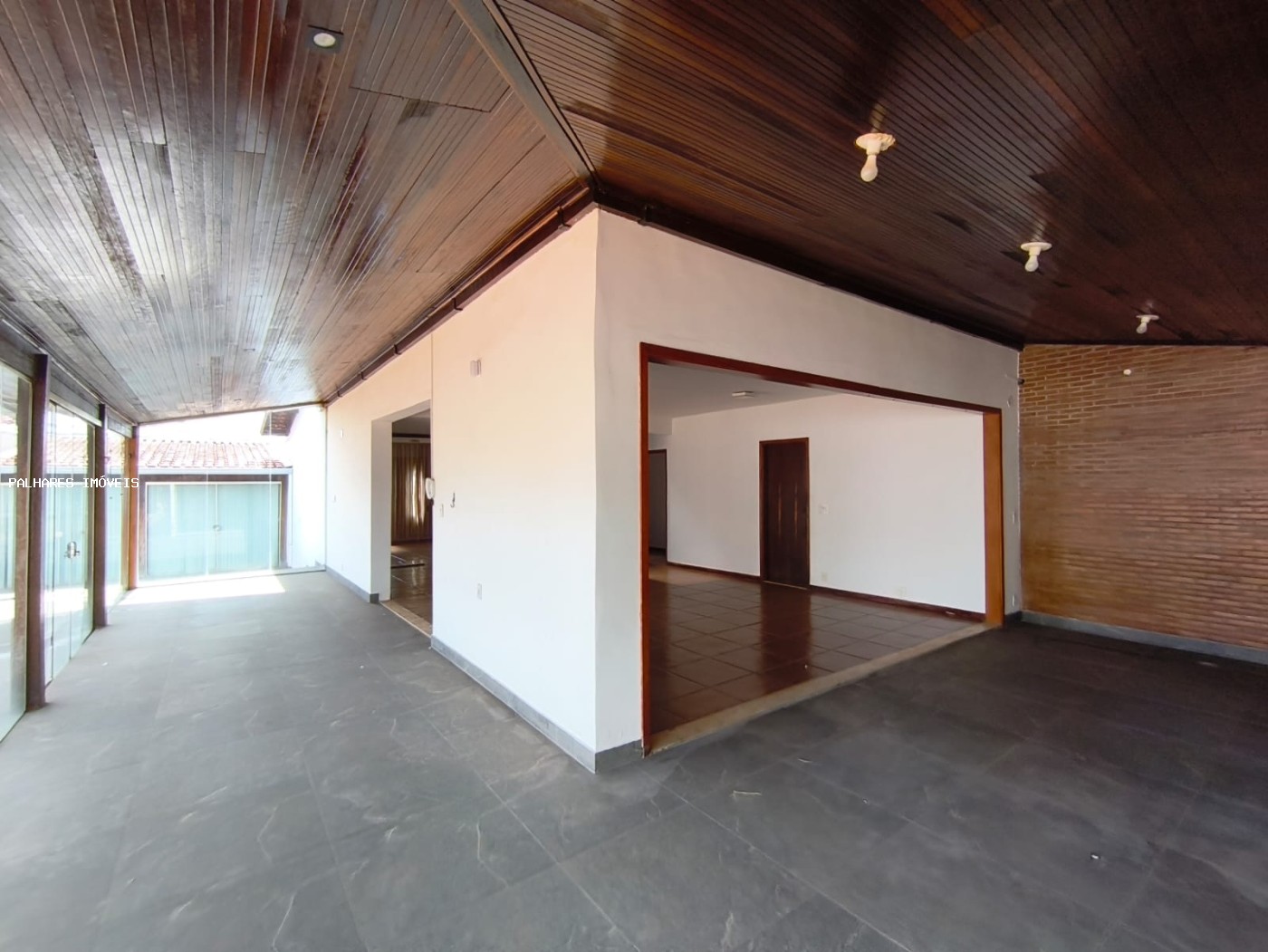 Casa à venda com 5 quartos, 2 suítes, 5 vagas e 494m² no MERCÊS, Uberaba (MG) — foto 4 de 30