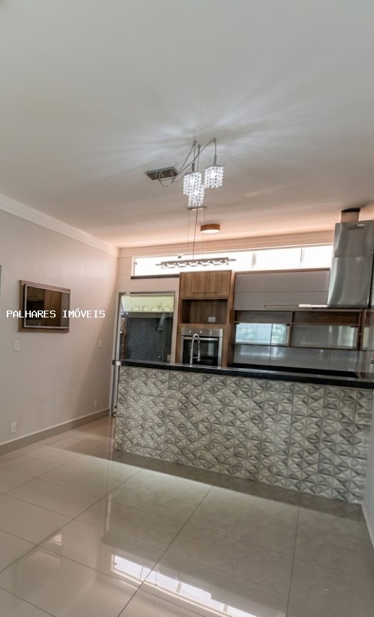 Casa à venda com 2 quartos, 2 banheiros, 6 vagas e 260m² no NENE GOMES - JARDIM, Uberaba (MG) — foto 6 de 16