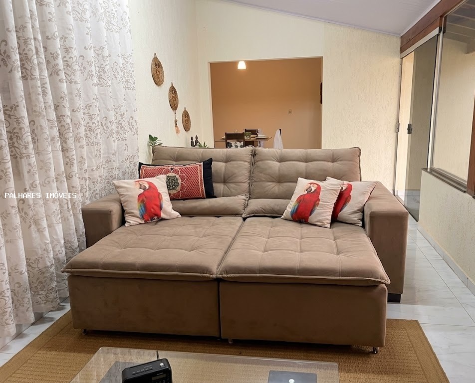 Casa à venda com 2 quartos, 2 banheiros, 3 vagas e 161m² no NENE GOMES - JARDIM, Uberaba (MG) — foto 3 de 8