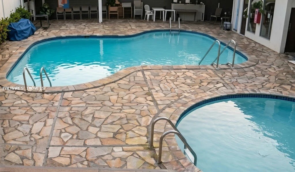 Apartamento à venda com 4 quartos, 2 suítes, 2 vagas e 261m² no Centro, Uberaba (MG) — foto 2 de 30