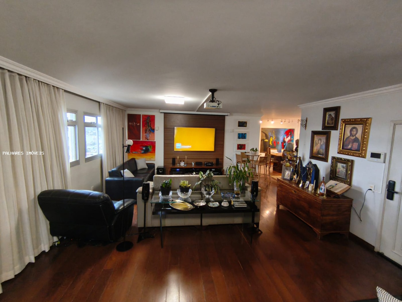 Apartamento à venda com 4 quartos, 2 suítes, 2 vagas e 261m² no Centro, Uberaba (MG) — foto 4 de 30