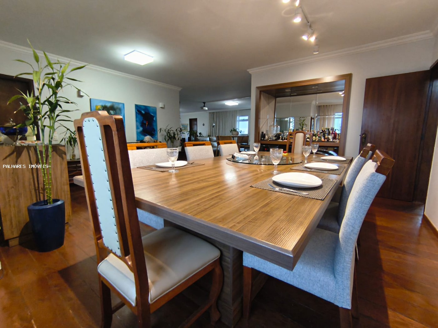 Apartamento à venda com 4 quartos, 2 suítes, 2 vagas e 261m² no Centro, Uberaba (MG) — foto 17 de 30