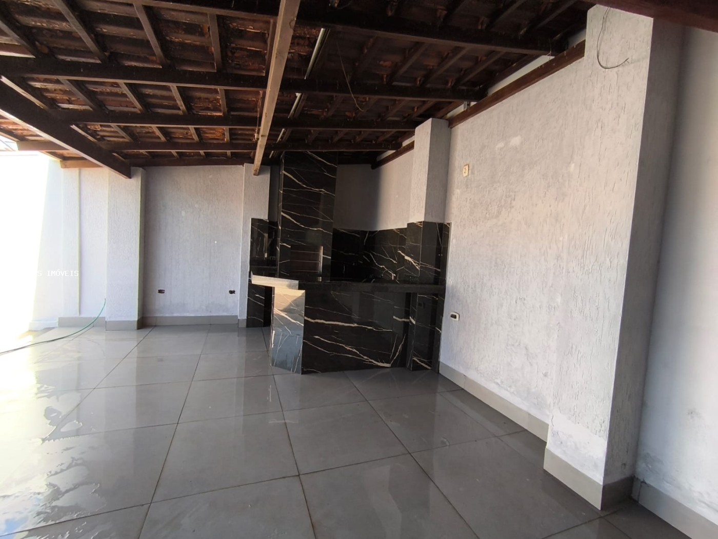 Casa à venda com 3 quartos, 2 banheiros, 7 vagas e 267m² no ELZA AMUI, Uberaba (MG) — foto 9 de 24