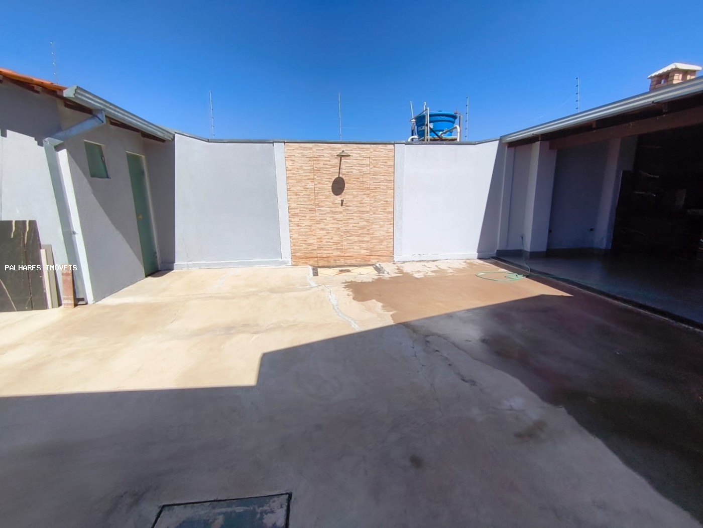 Casa à venda com 3 quartos, 2 banheiros, 7 vagas e 267m² no ELZA AMUI, Uberaba (MG) — foto 23 de 24