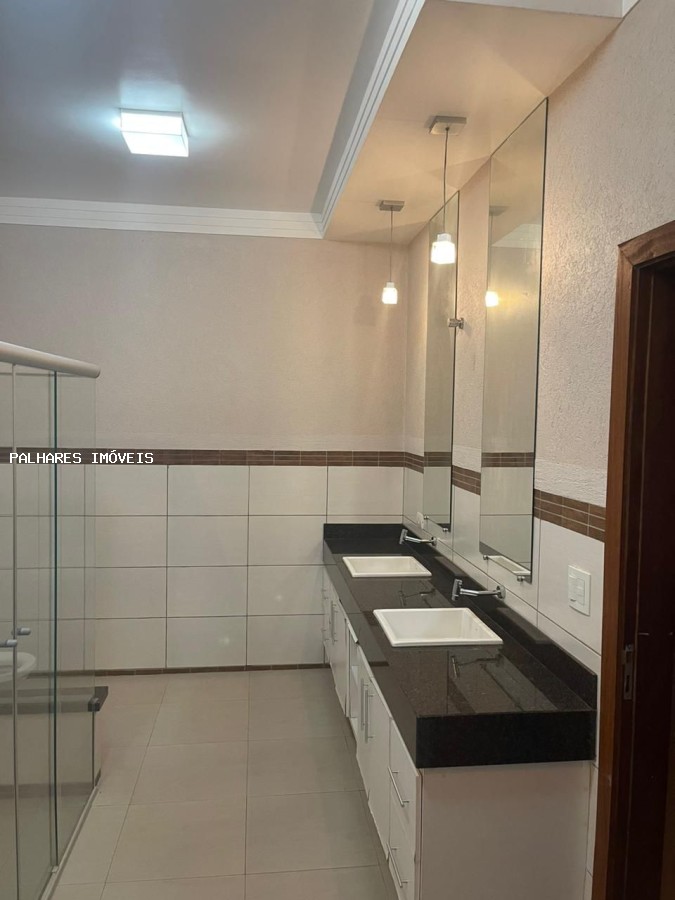 Casa à venda com 3 quartos, 1 suíte, 2 vagas e 153m² no ESTADOS UNIDOS - RESIDENCIAL, Uberaba (MG) — foto 23 de 30