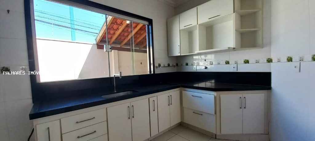 Casa à venda com 3 quartos, 1 suíte, 4 vagas e 245m² no SÃO BENTO - JARDIM, Uberaba (MG) — foto 5 de 22