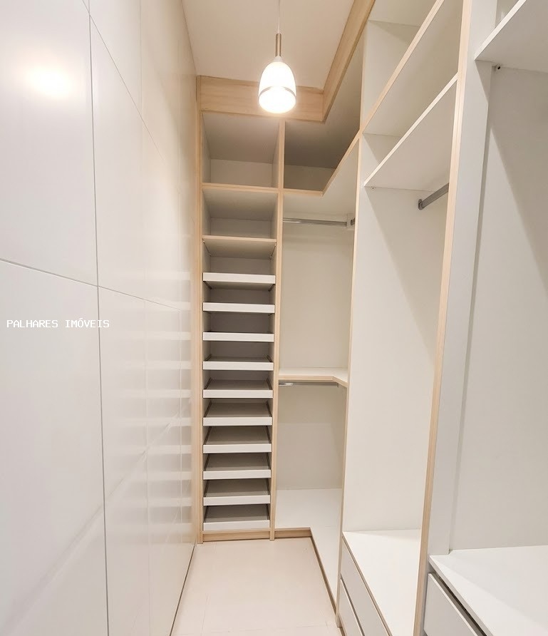 Casa à venda com 3 quartos, 1 suíte, 4 vagas e 245m² no SÃO BENTO - JARDIM, Uberaba (MG) — foto 13 de 22