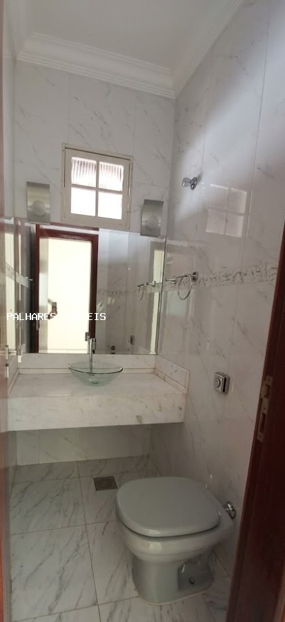 Casa à venda com 3 quartos, 1 suíte, 4 vagas e 245m² no SÃO BENTO - JARDIM, Uberaba (MG) — foto 20 de 22
