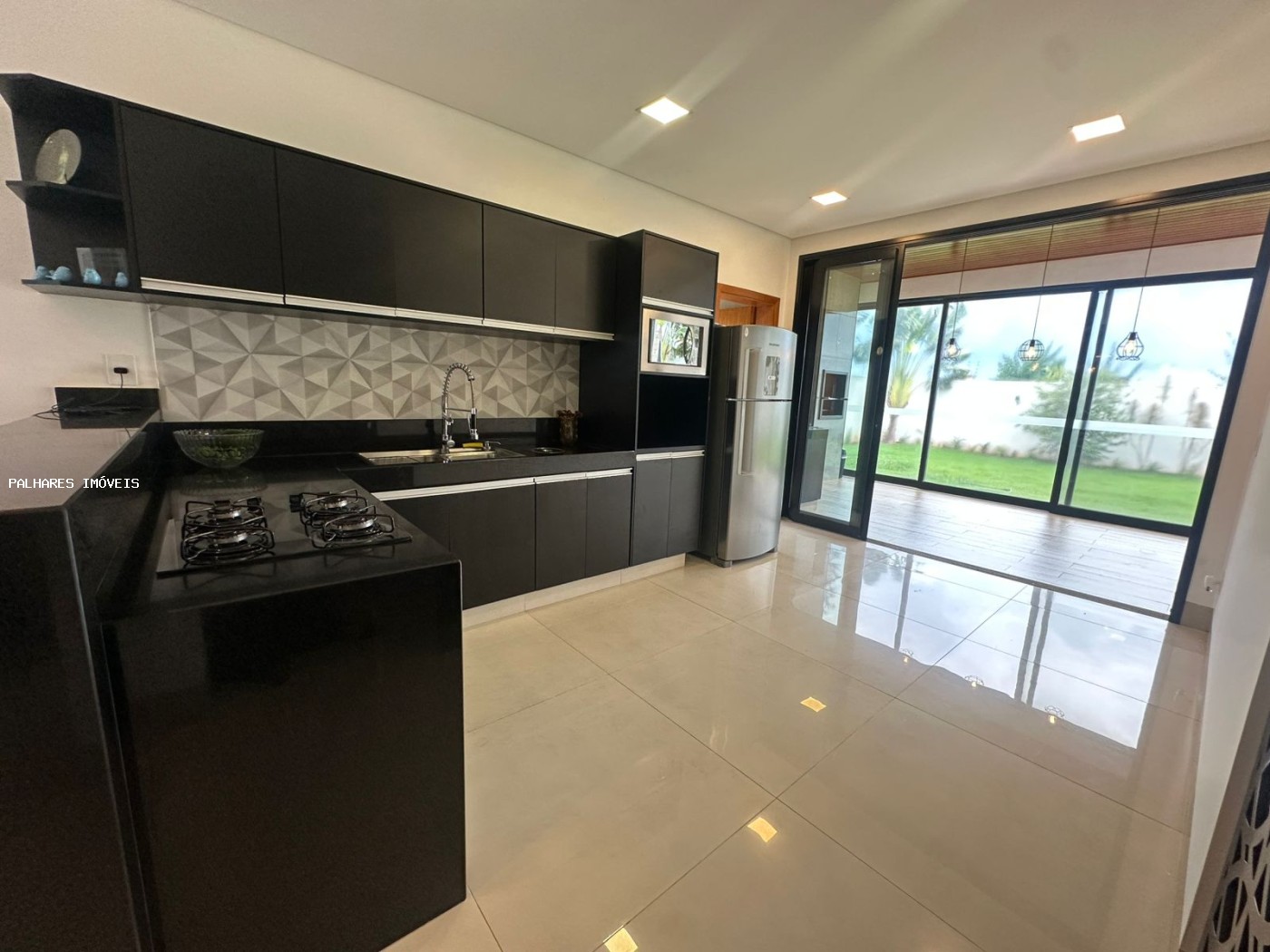 Casa à venda com 3 quartos, 3 suítes, 4 vagas e 215m² no CYRELA, Uberaba (MG) — foto 5 de 21