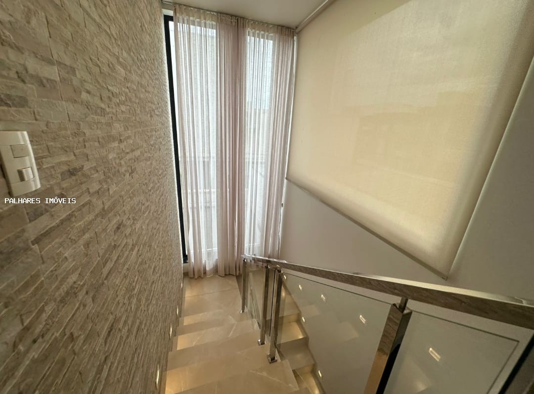 Casa à venda com 3 quartos, 3 suítes, 4 vagas e 215m² no CYRELA, Uberaba (MG) — foto 11 de 21
