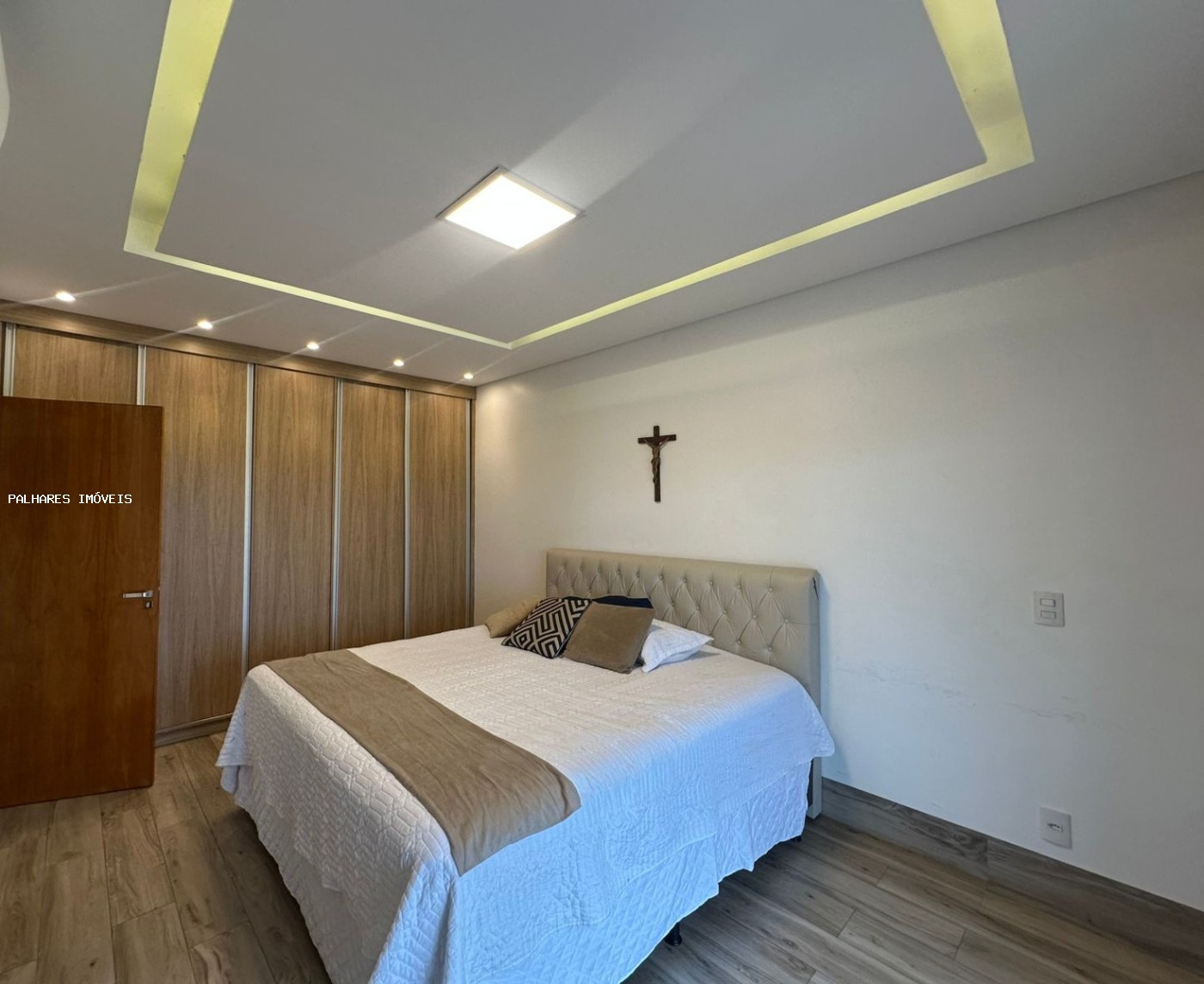 Casa à venda com 3 quartos, 3 suítes, 4 vagas e 215m² no CYRELA, Uberaba (MG) — foto 18 de 21