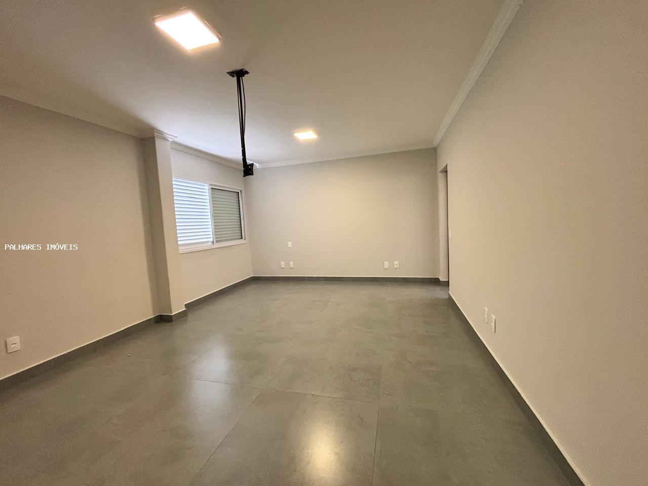 Casa à venda com 5 quartos, 3 suítes e 4 vagas no SANTA MARTA, Uberaba (MG) — foto 5 de 21