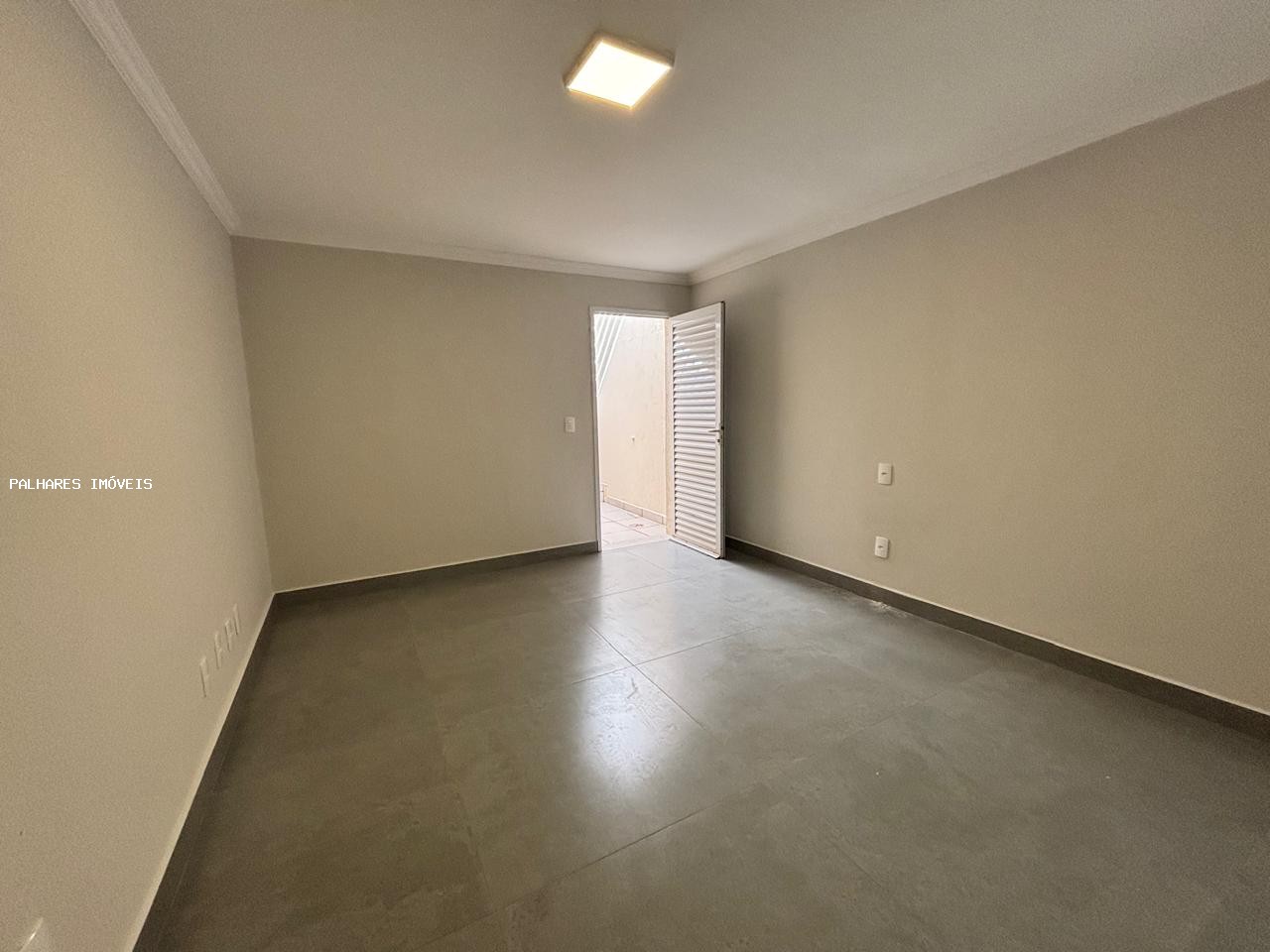 Casa à venda com 5 quartos, 3 suítes e 4 vagas no SANTA MARTA, Uberaba (MG) — foto 10 de 21