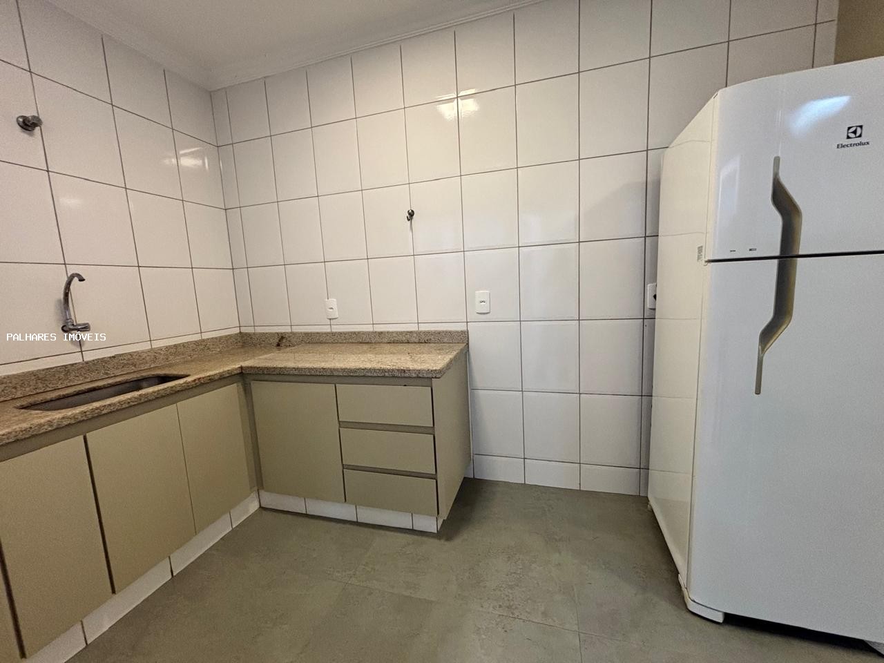 Casa à venda com 5 quartos, 3 suítes e 4 vagas no SANTA MARTA, Uberaba (MG) — foto 8 de 21