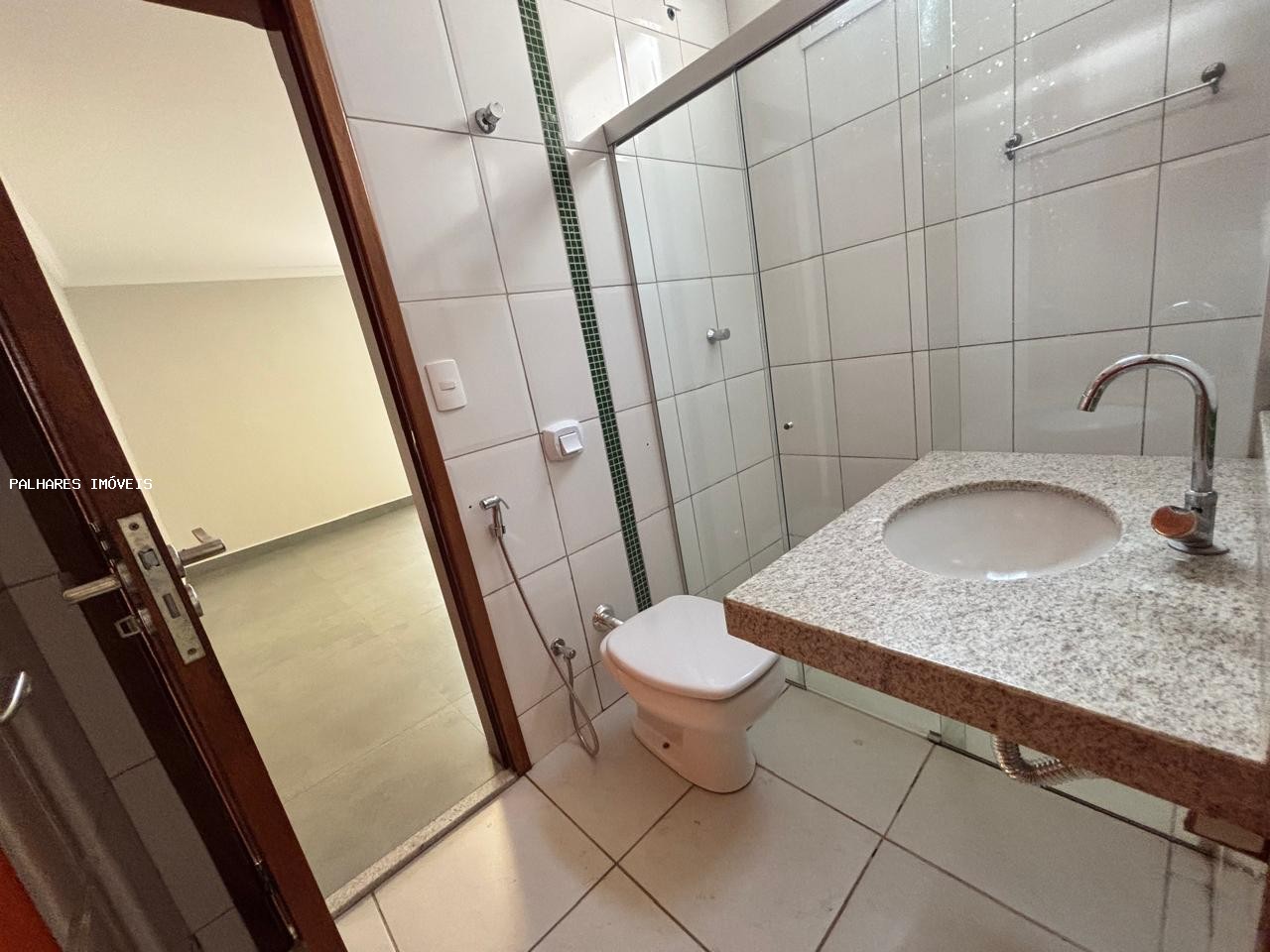 Casa à venda com 5 quartos, 3 suítes e 4 vagas no SANTA MARTA, Uberaba (MG) — foto 13 de 21