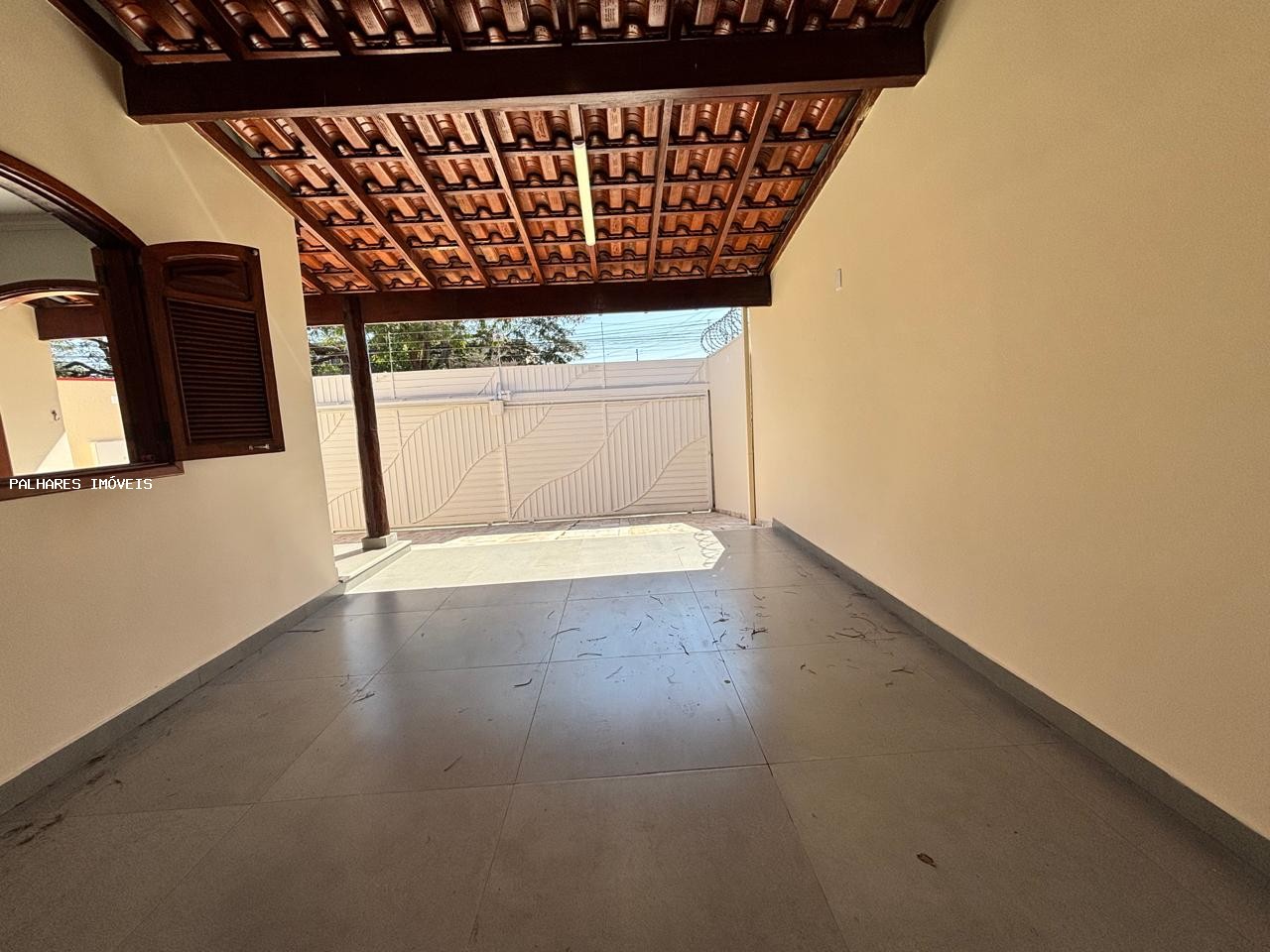 Casa à venda com 5 quartos, 3 suítes e 4 vagas no SANTA MARTA, Uberaba (MG) — foto 9 de 21