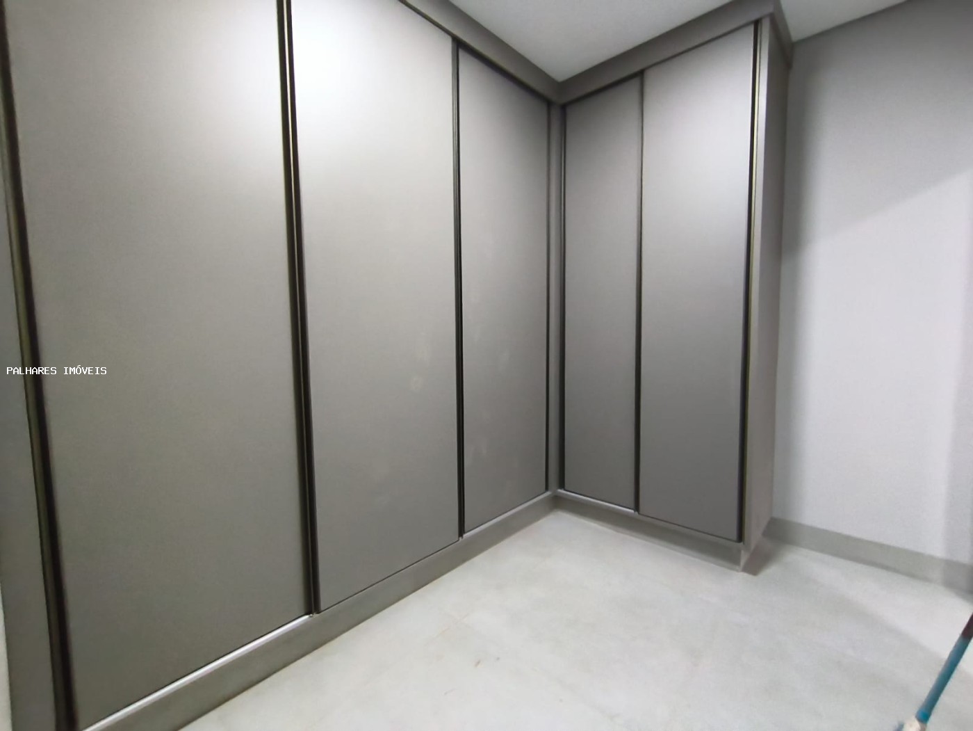 Casa à venda com 3 quartos, 3 suítes, 4 vagas e 195m² no Estância dos Ypês, Uberaba (MG) — foto 8 de 22