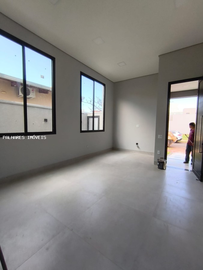 Casa à venda com 3 quartos, 3 suítes, 4 vagas e 195m² no Estância dos Ypês, Uberaba (MG) — foto 3 de 22