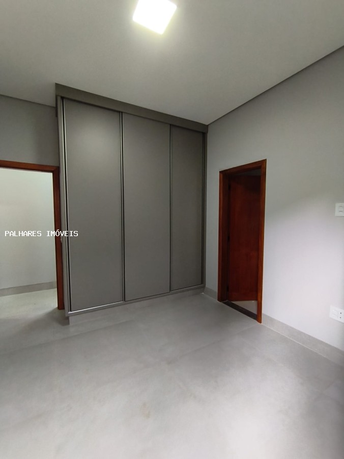 Casa à venda com 3 quartos, 3 suítes, 4 vagas e 195m² no Estância dos Ypês, Uberaba (MG) — foto 10 de 22